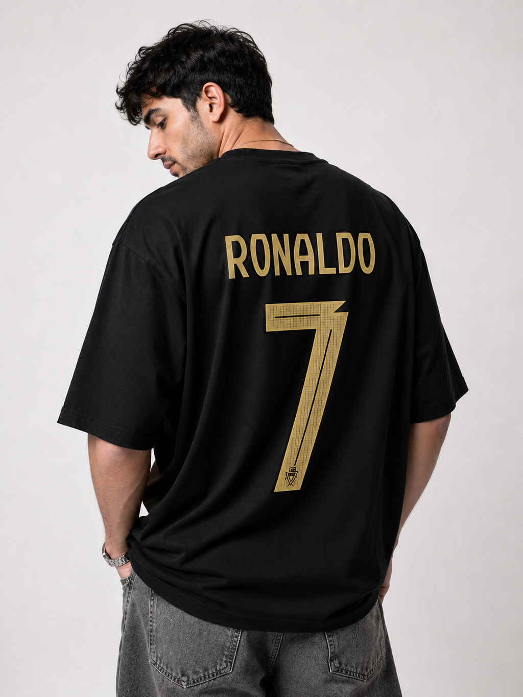 🇵🇹 Cristiano Ronaldo 7 Portugal Oversized T-Shirt – Black Gold Edition